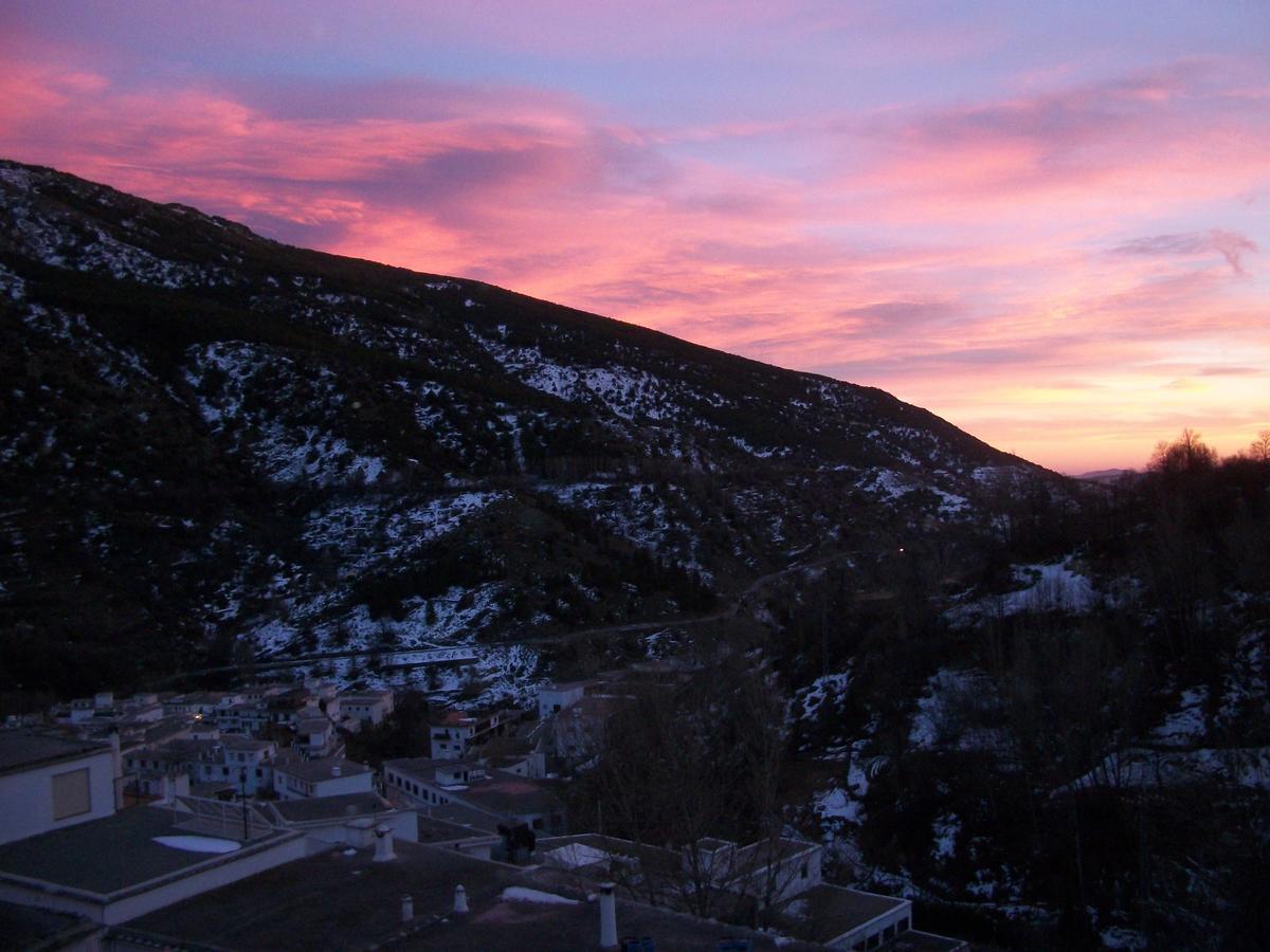 Refugio Alpujarra Alta Trevélez Exterior foto
